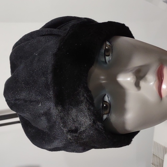 Faux or real suede hat?? (#584) - Picture 3 of 3